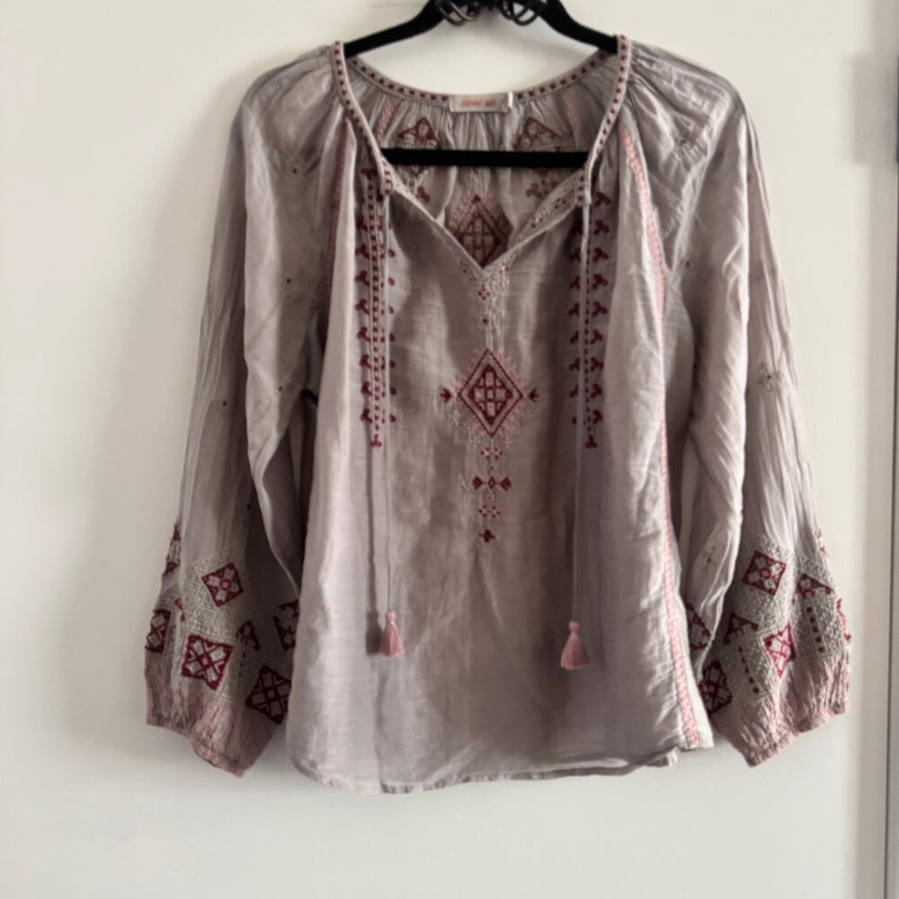Johnny Was Top Gray Silk Split Tie Tasseled Embroidered Long Sleeve Sz S